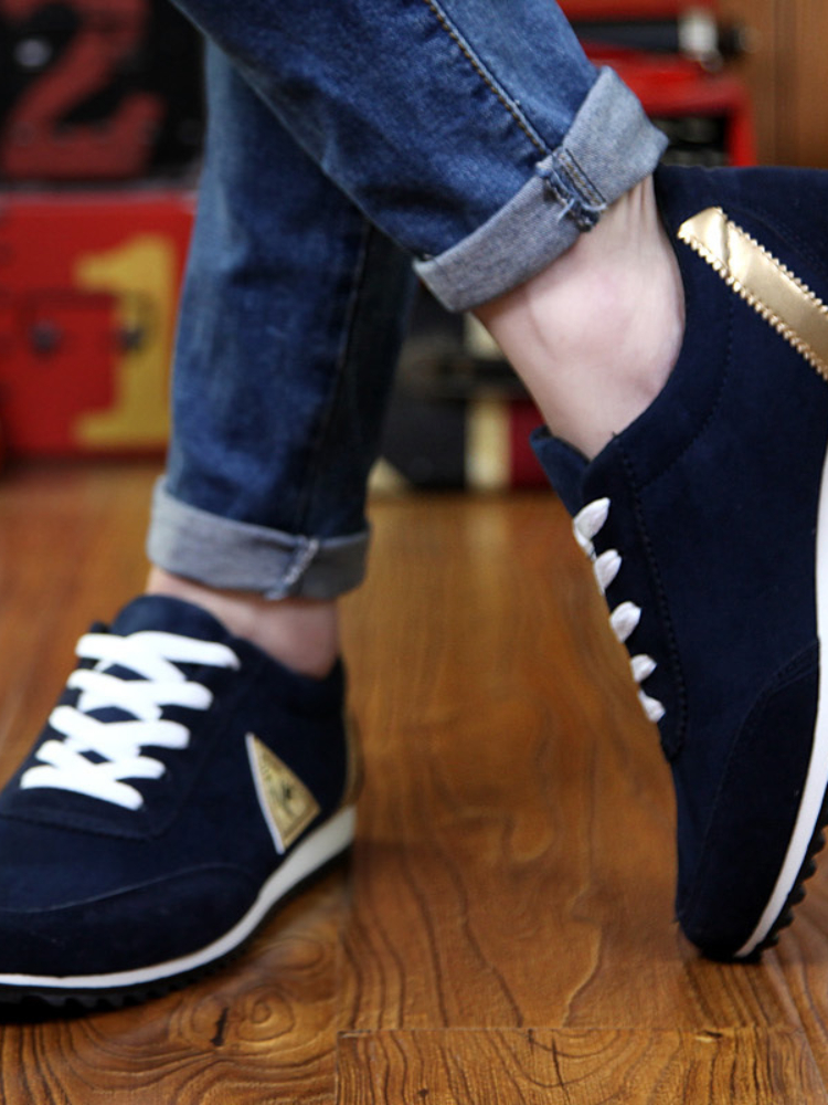 Men Trendy Sneakers Lightweigh - Crossfit Male ulasan dan harga
